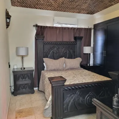Villa Serena Private Pool & 9 Bedrooms - Pools