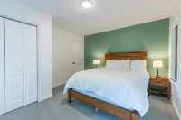 Kinstay Massanutten Family Cabin: 2 Living Areas, Views & Game Room + EV Charger - 3 stjerner
