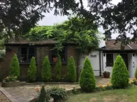 West End Lodge Hotels in Oxshott