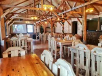 Cozy Hotel Kazbegi فنادق في Kazbegi