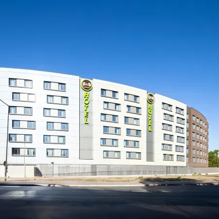 B&B Hotel Saint-Denis Porte de Paris