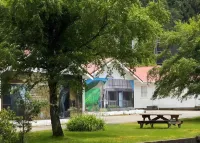Mountain View Motel - Bãi đậu xe