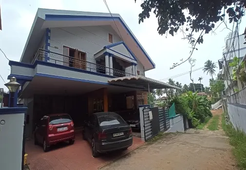 Ritu Homestay (The Second Wind) Hotels near Gauri Nivas