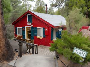 Idyllwild Bunkhouse