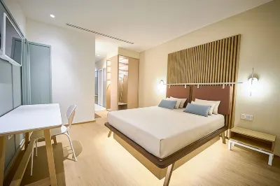 Hotel Leonor Conil Hotels near Dicolipa SL
