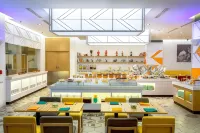Harris Hotel and Conventions Kelapa Gading Jakarta - breakfast