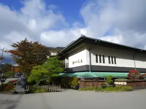 飛驒亭花扇