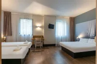 B&B Hotel Toulouse Basso Cambo Hotels in Cugnaux