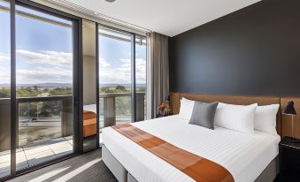 Vibe Hotel Canberra