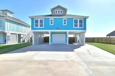Agarita Shores 3 Bedroom Home by RedAwning Hotels in Rockport