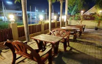 Siam House Interplace Hotels in Phra Phutthabat District
