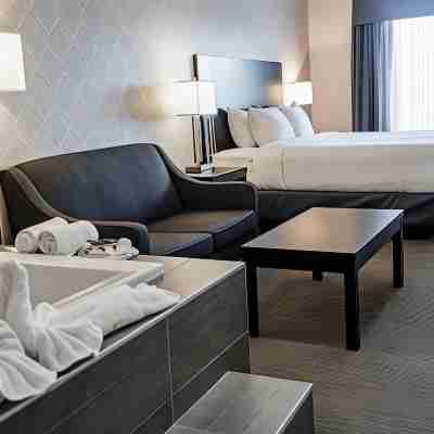 Park Inn by Radisson Edmonton Airport Rooms