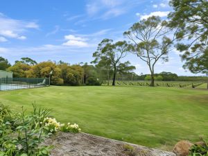 Gisborne Peak Winery Short Term Stays