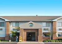 Econo Lodge Hotels in Princeton