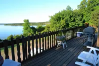 AJ's Lodge and Oven Hotels in Bergland Township