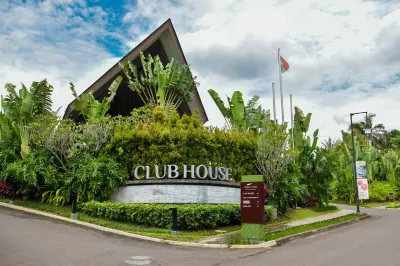 Villa & Resort Vimala Hills Gadog Puncak A 3Br فنادق في Megamendung