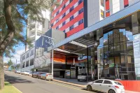 Mogano Premium Hotel - Eletroposto Hotels near Fé para as Nações