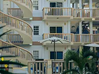 La Isla Resort Hotels near Caye Caulker Airport