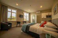 The Amberley Hotel Hotels in Leithfield