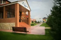 Druzhba Hotel