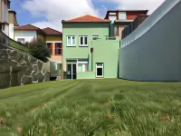 Bonfim 234 Townhouse Hôtels à proximité de : Escola Secundária Alexandre Herculano Building