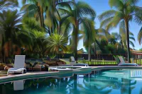 Charbonnier Hotel Singleton - Pools