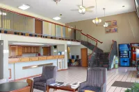 Super 8 by Wyndham Morrilton - Motels