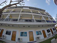 Chan Place Hotel Hotels in Chok Chai District