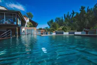 Aanari Hotel & Spa - Pools