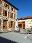L'Auberge de La Source Hotels in Chalmazel