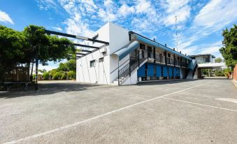 Connells Motel & Serviced Apartments