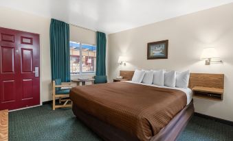 Eureka Town House Motel - Historic Old Town