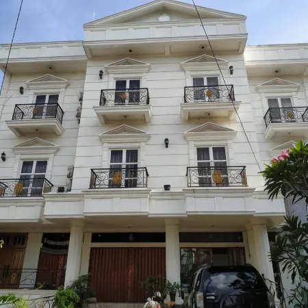 RedDoorz Syariah Near Lahat Station