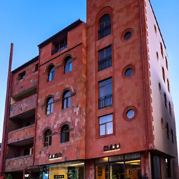 Bass Boutique Hotel