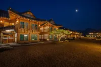 Jeonju Wangyijimil Hanok Hotel Các khách sạn gần Chonbuk National University