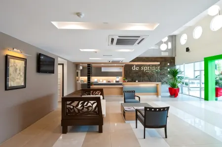 De Spring Hotel Отели рядом с Аэропорт Куантан