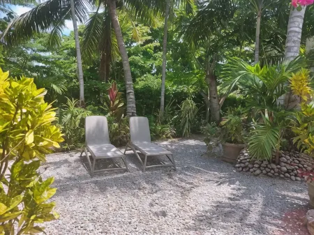 Domaine les Rochers Отели рядом с достопримечательностью «Анс Саурс Дарджент»