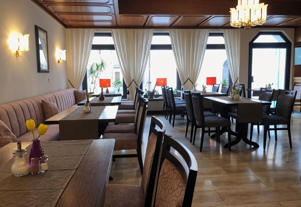 Kences Hotel Over view