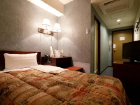 Tokyo Inn Hotel berhampiran Sakurazaka