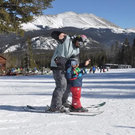 Luxury Cabin - views, location, perfect for families, 4 miles from Breckenridge