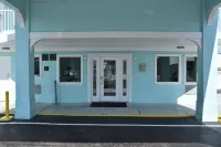 Destin Inn & Suites