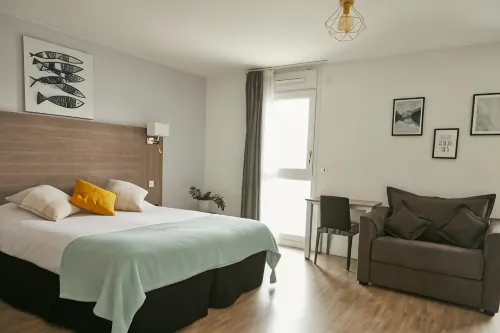 Tulip Inn Massy Palaiseau Residence Hotels in Saulx-les-Chartreux