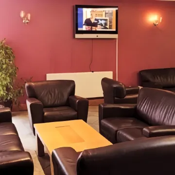 Parkside International Hotel