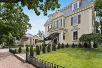 The Coach House Hotels in Swampscott