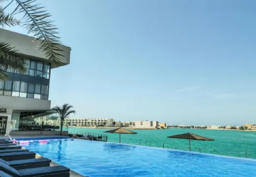 Dragon Hotel and Resort Hotel a 