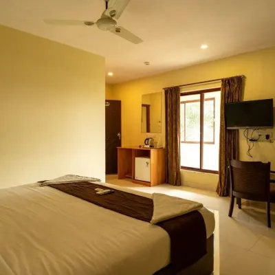 Hotel the King's โรงแรมใกล้พิพิธภัณฑ์ป่าไม้และชาธัม ซอว์มิลล์
