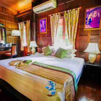 บ้านอัมพวา รีสอร์ท แอนด์ สปา Rooms