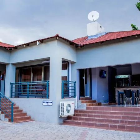 Rose Villa Lodge