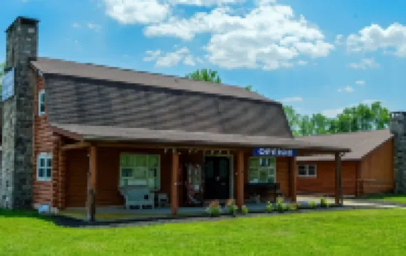 Motel 6 Shartlesville, PA