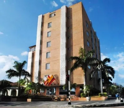 ホテル トーレ デル プラド のホテル